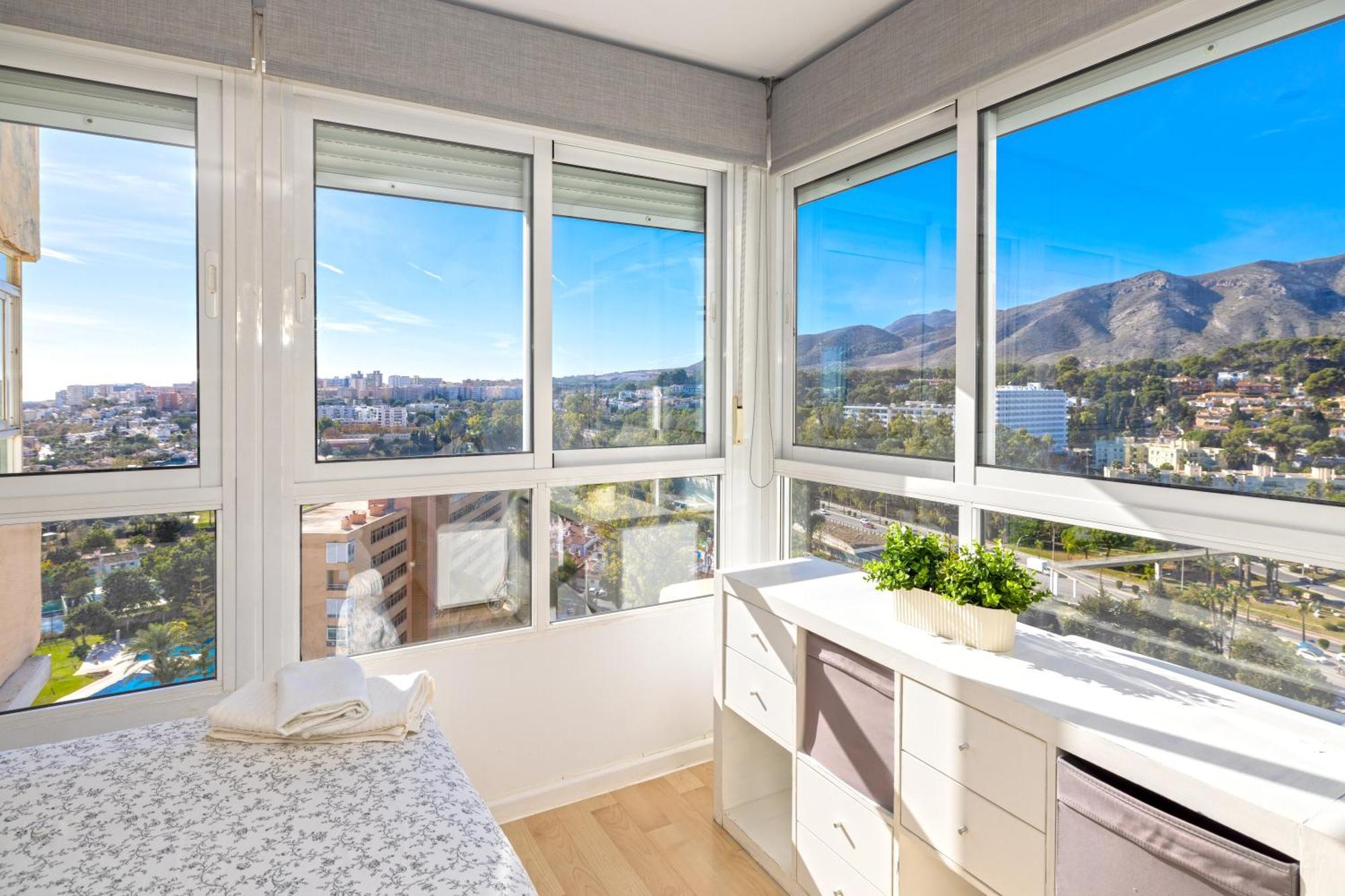 Sun Apartments Торремолінос Екстер'єр фото