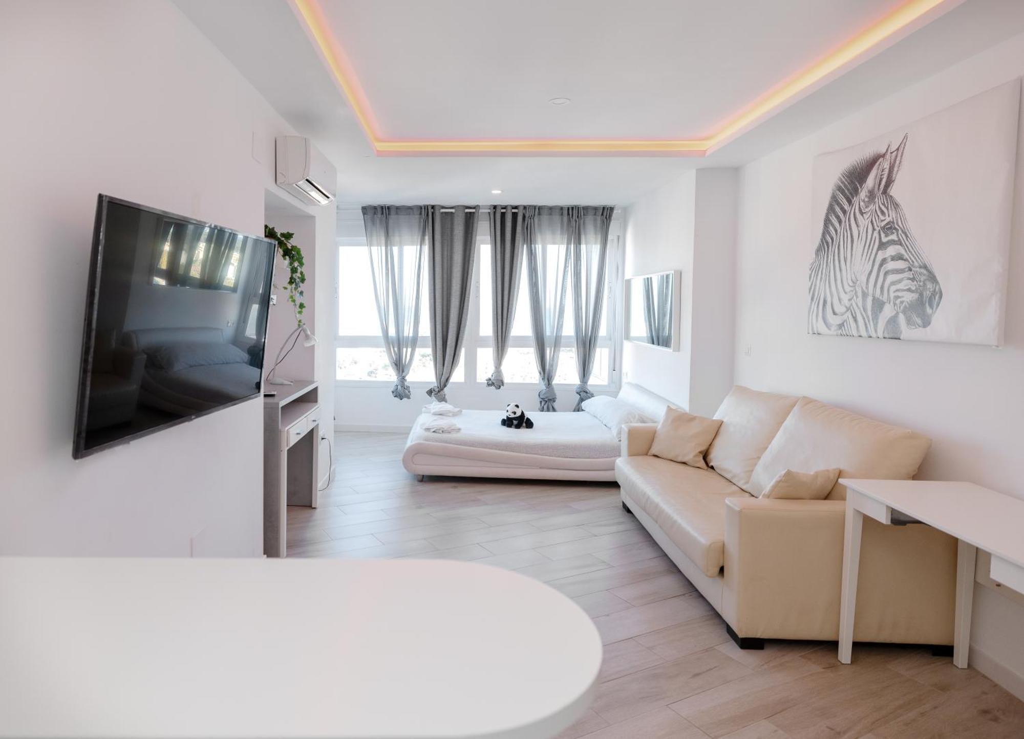 Sun Apartments Торремолінос Екстер'єр фото